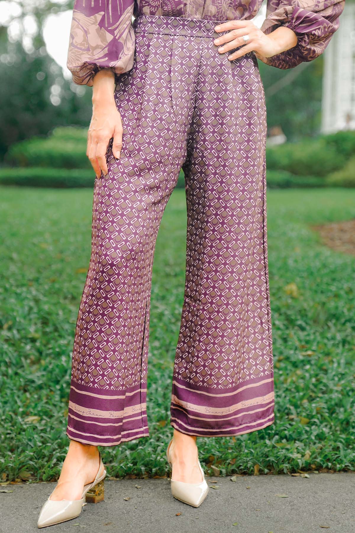 Aquila Pleated Pants - Rose Wood - Image 3