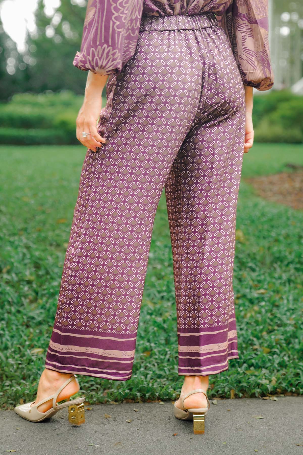 Aquila Pleated Pants - Rose Wood - Image 4