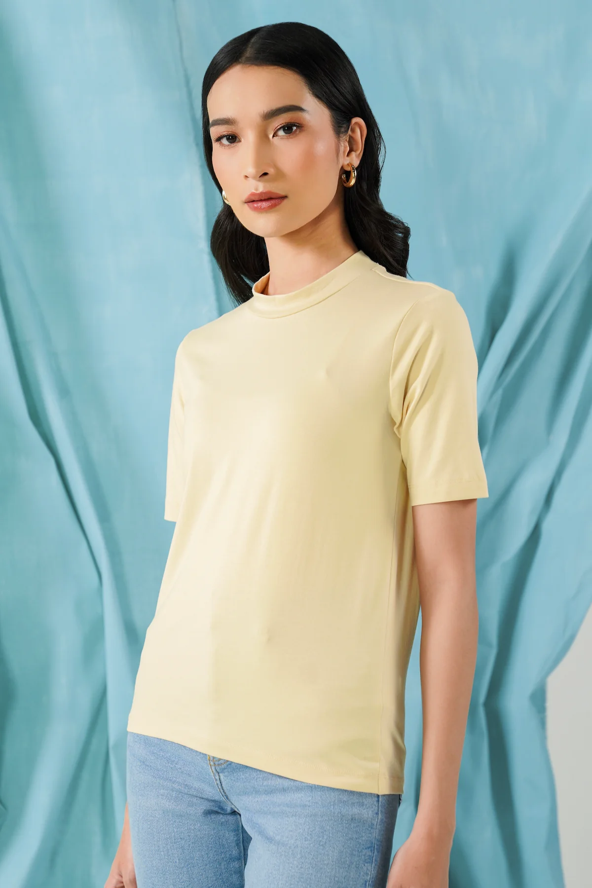 Highneck T-Shirt - Creme Brulee - Image 3